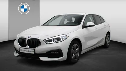 Wit Occasion 2020 BMW 118 Executive Hatchback | € 21.900 (Eerlijke prijs)