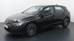 Zwart Gebruikt 2021 VW Golf VIII Life Hatchback | € 19.840 (Eerlijke prijs)