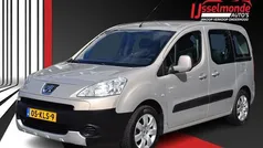 Beige Gebruikt 2010 Peugeot Partner Tepee MPV | € 6.940 (Eerlijke prijs)
