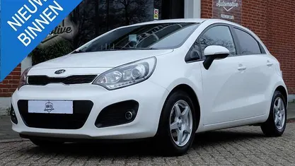 Occasion 2012 Kia Rio Plus Hatchback | € 4.245 (Goede deal)