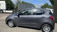 Grijs Gebruikt 2015 Hyundai i10 Comfort Hatchback | € 7.500 (Eerlijke prijs)