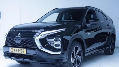 Zwart Gebruikt 2024 Mitsubishi Eclipse Cross SUV | € 29.045 (Eerlijke prijs)