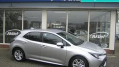 Grijs Gebruikt 2022 Toyota Corolla Business Edition Hatchback | € 22.950 (Goede deal)