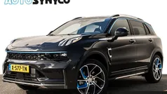 Zwart Gebruikt 2024 Lynk & Co 01 SUV | € 29.450 (Eerlijke prijs)