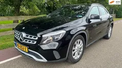 Zwart Gebruikt 2017 Mercedes GLA180 Business SUV | € 19.950 (Eerlijke prijs)
