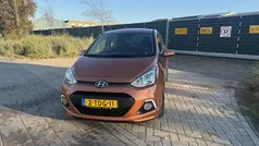 Oranje Occasion 2014 Hyundai i10 Comfort Hatchback | € 6.950 (Eerlijke prijs)