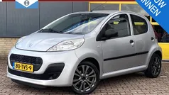 Grijs Gebruikt 2012 Peugeot 107 Hatchback | € 3.500 (Eerlijke prijs)