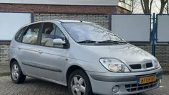 Gebruikt 2003 Renault Scénic MPV | € 1.799 (Eerlijke prijs)