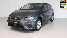 Grijs Gebruikt 2023 Seat Ibiza Business Hatchback | € 17.965 (Eerlijke prijs)