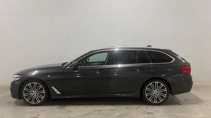 Occasion BMW 520 Executive 190 PK (139 kW) 2019 Grijs (metallic) Stationwagen