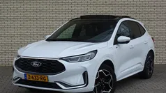 Wit Gebruikt 2024 Ford Kuga ST-Line X SUV | € 42.850 (Eerlijke prijs)