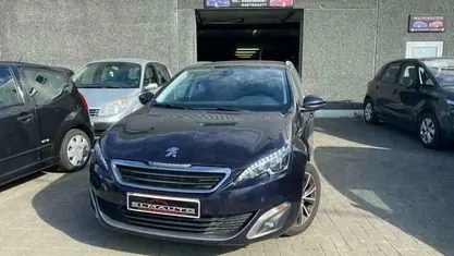 Blauw Gebruikt 2016 Peugeot 308 Stationwagen | € 7.800 (Eerlijke prijs)