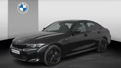 Zwart, metallic lak Gebruikt 2024 BMW 330e M Sport Sedan | € 43.900 (Super prijs)