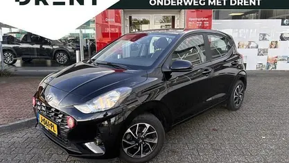 Zwart Gebruikt 2020 Hyundai i10 Comfort Hatchback | € 14.695 (Eerlijke prijs)