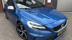 Blauw Gebruikt 2018 Volvo V40 Business Edition Stationwagen | € 12.999 (Goede deal)