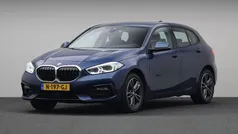 Blauw Gebruikt 2021 BMW 118 Executive Hatchback | € 25.880 (Eerlijke prijs)