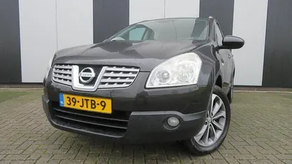 Gebruikt 2009 Nissan Qashqai SUV | € 3.950 (Eerlijke prijs)