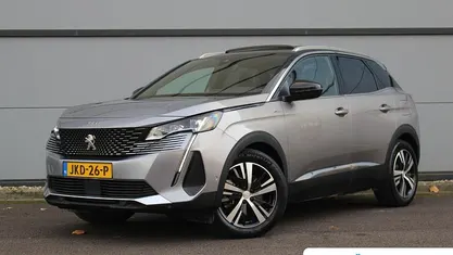 Grijs Occasion 2023 Peugeot 3008 GT SUV | € 28.895 (Eerlijke prijs)