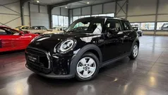 Zwart Gebruikt 2022 Mini ONE Hatchback | € 17.995 (Goede deal)