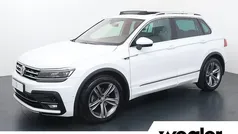 Gebruikt 2020 VW Tiguan Highline SUV | € 28.840 (Eerlijke prijs)