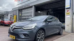 Grijs Gebruikt 2019 Renault Clio IV Intens Hatchback | € 11.895 (Eerlijke prijs)