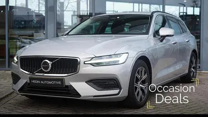Grijs Occasion 2022 Volvo V60 Core Stationwagen | € 32.995 (Eerlijke prijs)