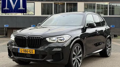 Zwart Occasion 2021 BMW X5 Executive SUV | € 55.899 (Eerlijke prijs)