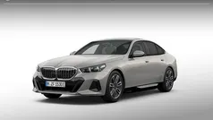 Gebruikt 2025 BMW 530e M Sport Sedan | € 83.527 (Eerlijke prijs)