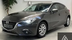 Bruin Gebruikt 2016 Mazda 3 Edition | € 10.950 (Eerlijke prijs)
