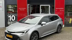Gebruikt 2023 Toyota Corolla Edition Stationwagen | € 29.400 (Eerlijke prijs)