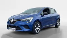 Gebruikt 2023 Renault Clio V Equilibre Hatchback | € 16.435 (Eerlijke prijs)