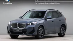 Grijs, metallic lak Gebruikt 2025 BMW iX1 M Sport SUV | € 57.845 (Eerlijke prijs)