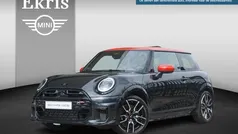 Gebruikt 2024 Mini John Cooper Works Hatchback | € 37.950 (Eerlijke prijs)