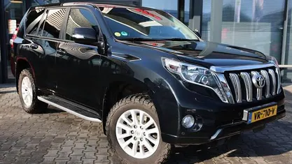 Zwart Occasion 2015 Toyota Land Cruiser Van | € 29.995 (Eerlijke prijs)