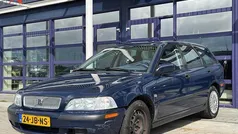 Gebruikt 2002 Volvo V40 Stationwagen | € 1.750 (Goede deal)