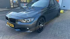 Grijs Gebruikt 2015 BMW 320 Sedan | € 10.999 (Eerlijke prijs)