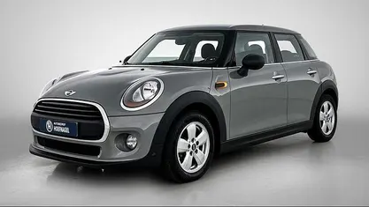 Gebruikt 2018 Mini ONE Business Hatchback | € 13.750 (Eerlijke prijs)