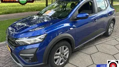 Blauw Gebruikt 2022 Dacia Sandero Comfort Hatchback | € 15.995 (Eerlijke prijs)