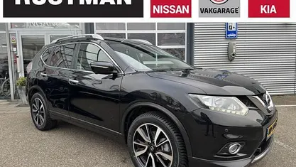 Zwart Occasion 2017 Nissan X-Trail N-Connecta SUV | € 12.250 (Eerlijke prijs)