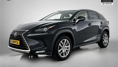 Occasion Lexus NX300h Luxury Line 197 PK (144 kW) 2019 Zwart SUV