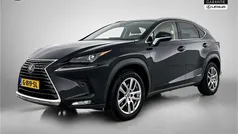 Zwart Gebruikt 2019 Lexus NX300h Luxury Line SUV | € 35.445 (Eerlijke prijs)