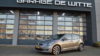 Gebruikt 2015 VW Golf VII GTE Hatchback | € 7.850 (Super prijs)