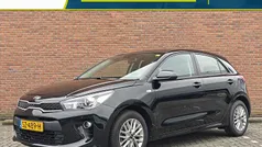 Zwart Gebruikt 2018 Kia Rio Hatchback | € 14.785 (Eerlijke prijs)