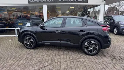 Zwart Occasion 2023 Citroën C4 PureTech SUV | € 19.950 (Goede deal)