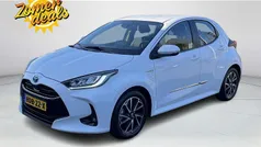Wit Gebruikt 2021 Toyota Yaris Hybrid Hatchback | € 20.935 (Eerlijke prijs)