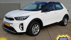 Gebruikt 2023 Kia Stonic SUV | € 20.450 (Eerlijke prijs)