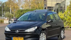 Gebruikt 2004 Peugeot 206 S Hatchback | € 2.499 (Eerlijke prijs)
