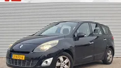 Zwart, metallic lak Gebruikt 2009 Renault Grand Scénic III Dynamique MPV | € 2.748 (Eerlijke prijs)