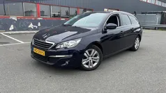 Blauw, metallic lak Gebruikt 2015 Peugeot 308 Stationwagen | € 5.999 (Eerlijke prijs)