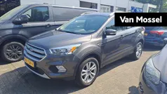 Grijs Gebruikt 2017 Ford Kuga Trend SUV | € 15.995 (Eerlijke prijs)